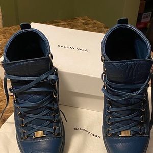 Bleu Lambskin Balenciaga, Mens 7 Dust bag/box incl